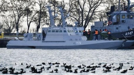 Путин и Макрон обменялись мнениями по ситуации на Украине