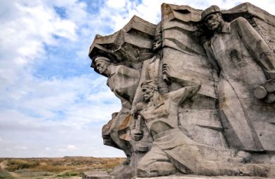 Памятные места